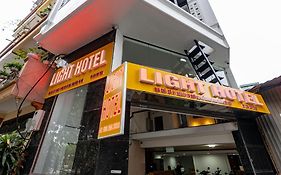 Light Hotel Ha Noi - Near Aeon Mall Long Bien